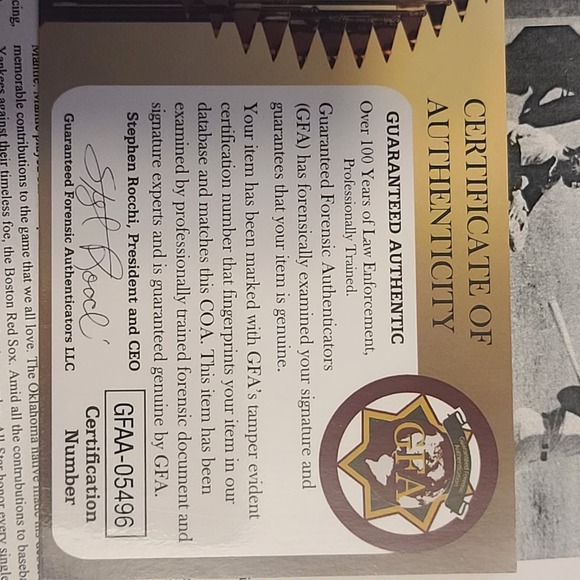 Autographed Mickey Mantle 8x10 - Picture 4 of 6